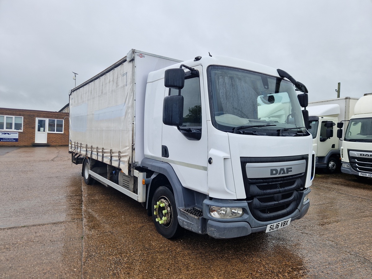 DAF LF 180, 2016, 19ft Curtainsider Truck, Sleeper Cab, 12 Ton, Rear Air Suspension