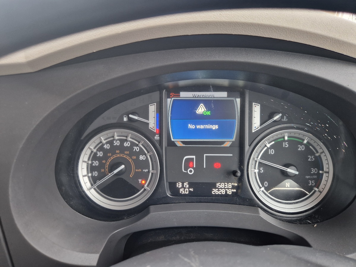 DAF LF 180, 2016, 19ft Curtainsider Truck, Sleeper Cab, 12 Ton, Rear Air Suspension - Image 15