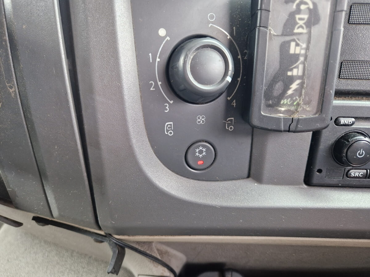 DAF LF 220, 2016, 24ft Curtainsider, 18 Ton, 270000 Kms, Ideal Scaffold Truck - Image 16