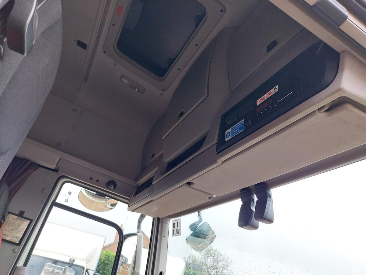 Daf CF 370, 2020/ 70 reg, 26ft Box Body Truck, Hi Roof Sleeper, 382000 Kms, Euro 6 - Image 13