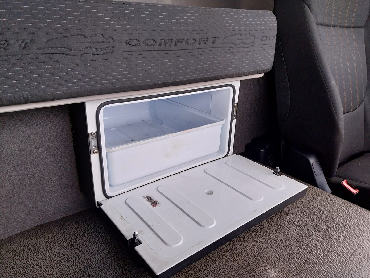 Daf CF 370, 2020/ 70 reg, 26ft Box Body Truck, Hi Roof Sleeper, 382000 Kms, Euro 6 - Image 19