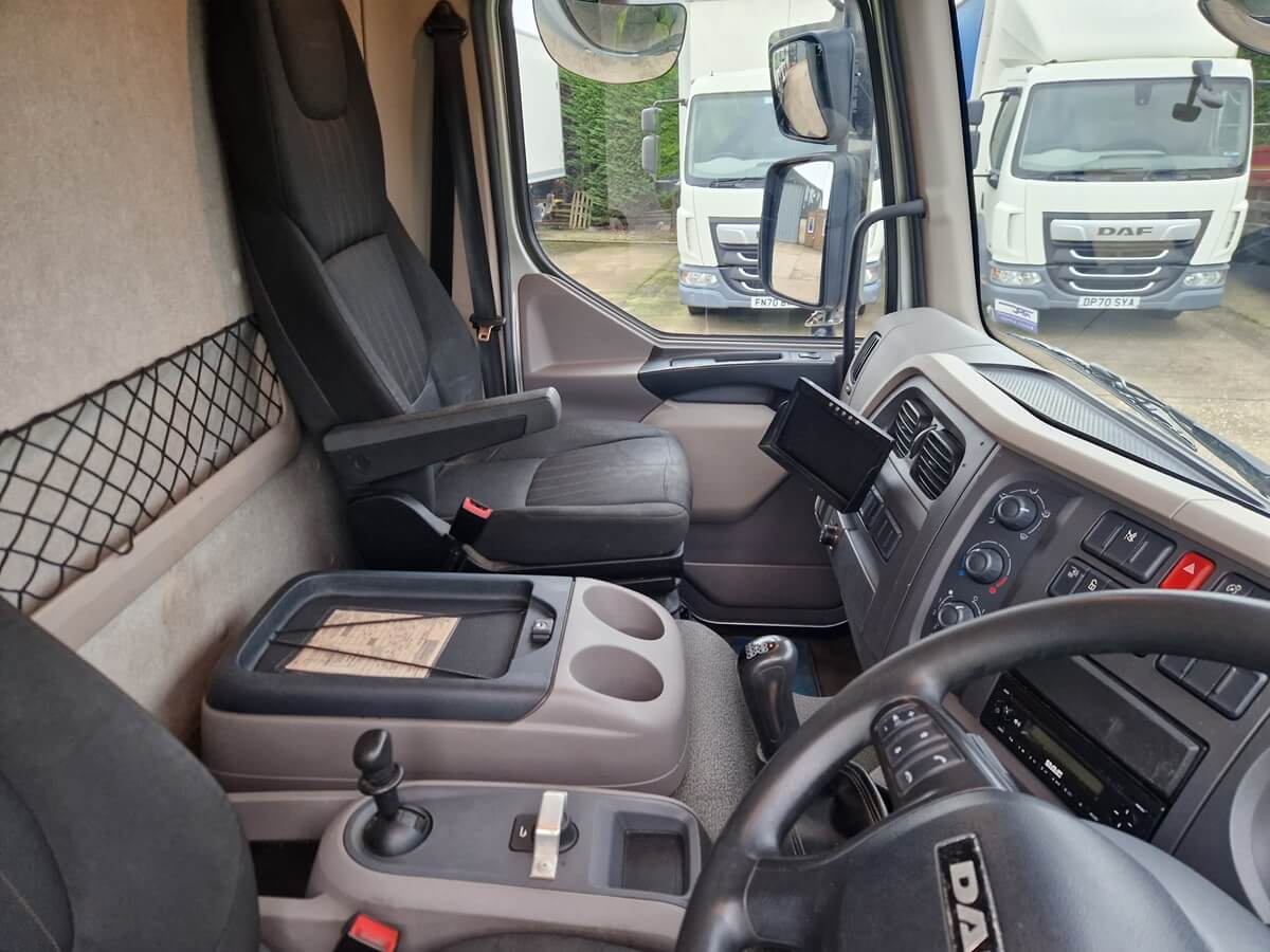Daf LF 210, 2018, 22ft Curtainsider or Cab Chassis, 12 Ton, 284000 Kms, Euro 6 - Image 14