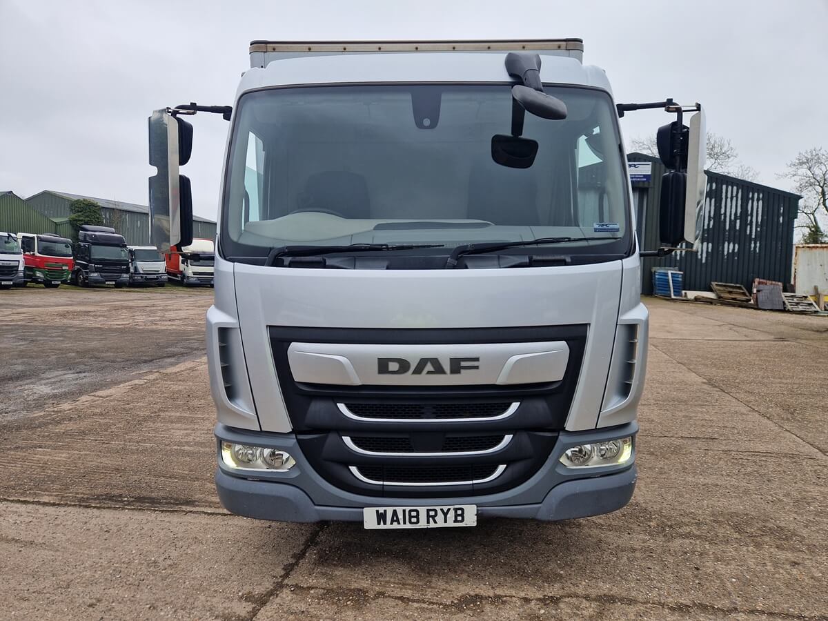 Daf LF 210, 2018, 22ft Curtainsider or Cab Chassis, 12 Ton, 284000 Kms, Euro 6 - Image 2
