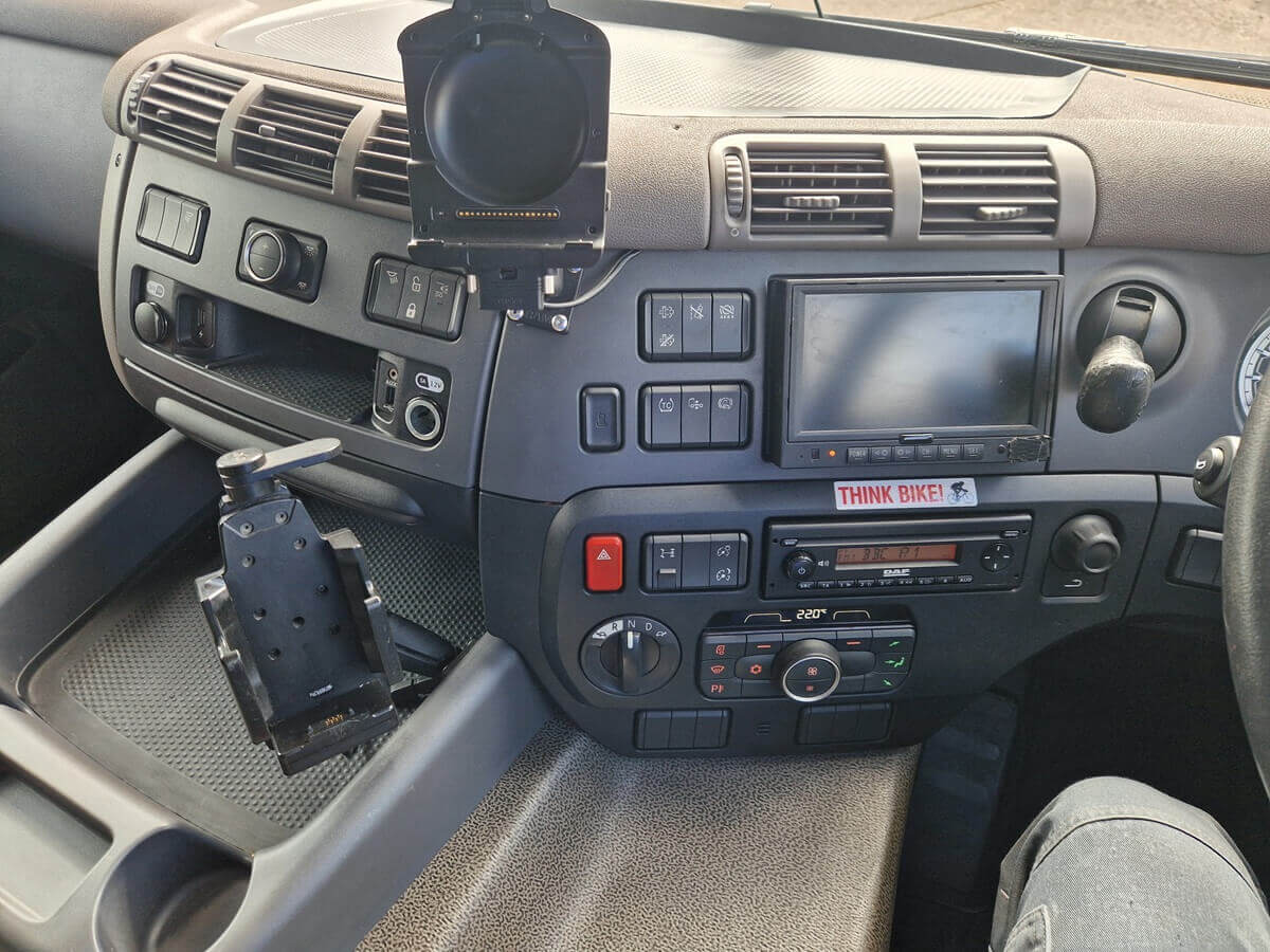 DAF CF 370, 2021, 26ft Box, Hi Roof Sleeper, May 2027 MOT, 310000 kms - Image 20