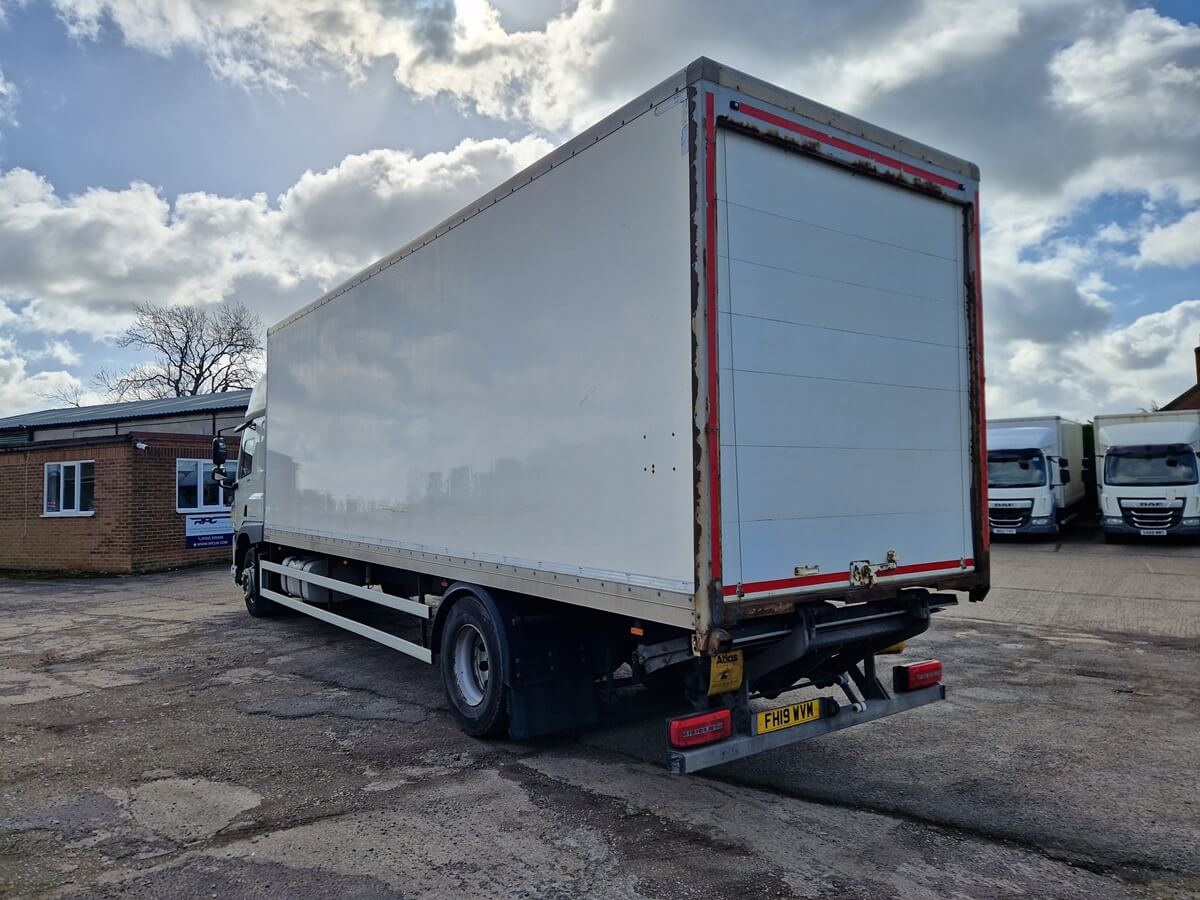 Daf CF 260, 2019, 28ft Box Body Truck, Hi Roof Sleeper, 579000 Kms - Image 7