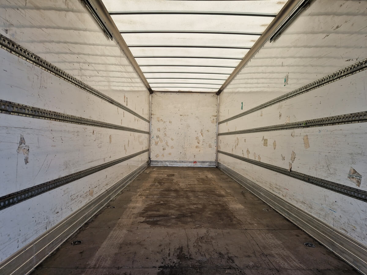 Daf CF 260, 2019, 28ft Box Body Truck, Hi Roof Sleeper, 579000 Kms - Image 9