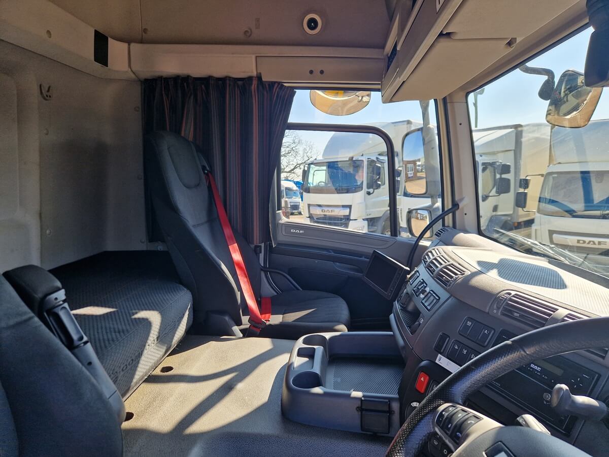 Daf CF 260, 2020, 28ft Box Body Truck, Hi Roof Sleeper, 457000 Kms - Image 10