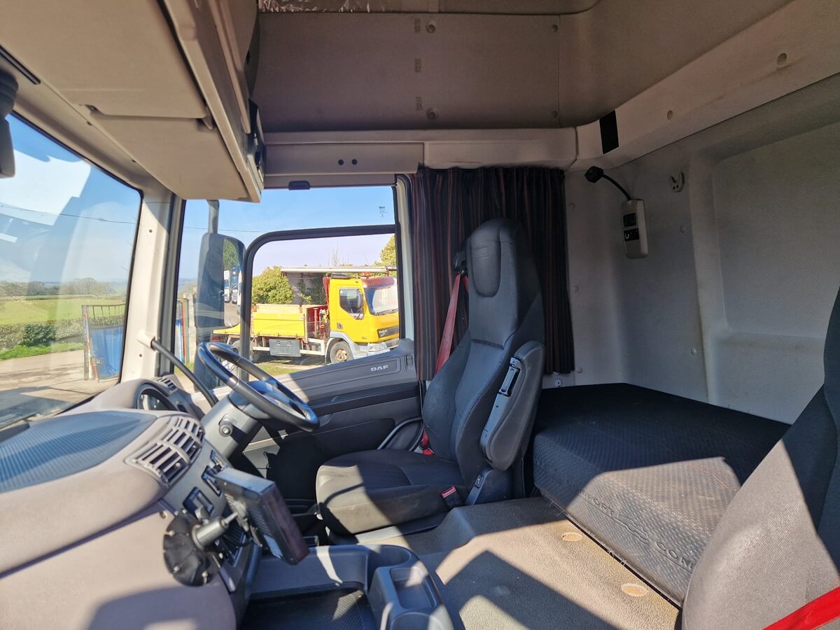 Daf CF 260, 2020, 28ft Box Body Truck, Hi Roof Sleeper, 457000 Kms - Image 12