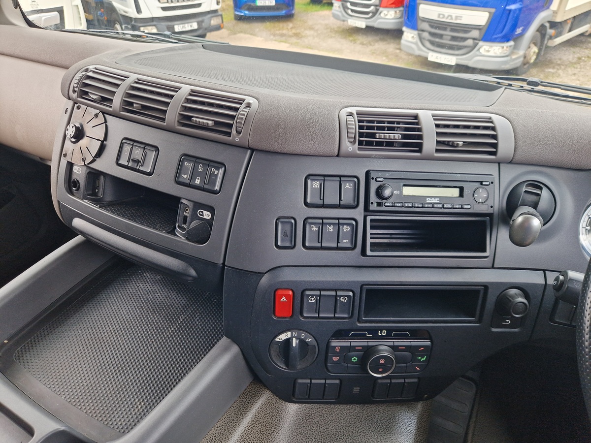 Daf CF 260, 2021, 28ft Curtainsider Truck, Sleeper cab, 429000 Kms, June 27 MOT - Image 22
