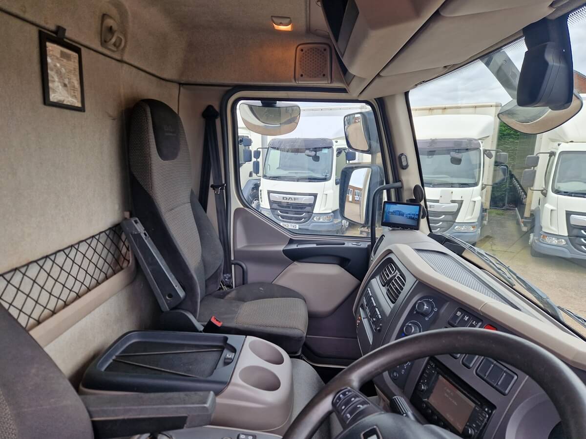 Daf LF 260, 2017/ 67 reg, 28ft Curtainsider Body Truck, Day Cab, Auto, 496000 Kms - Image 13