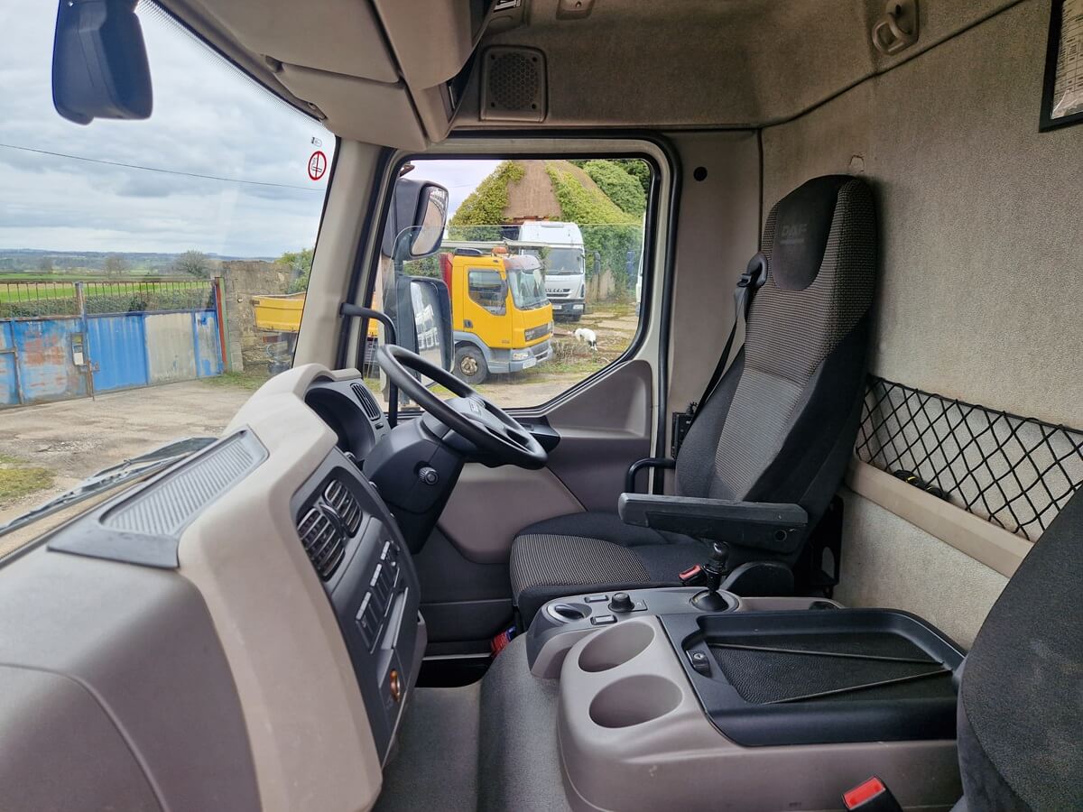 Daf LF 260, 2017/ 67 reg, 28ft Curtainsider Body Truck, Day Cab, Auto, 496000 Kms - Image 15