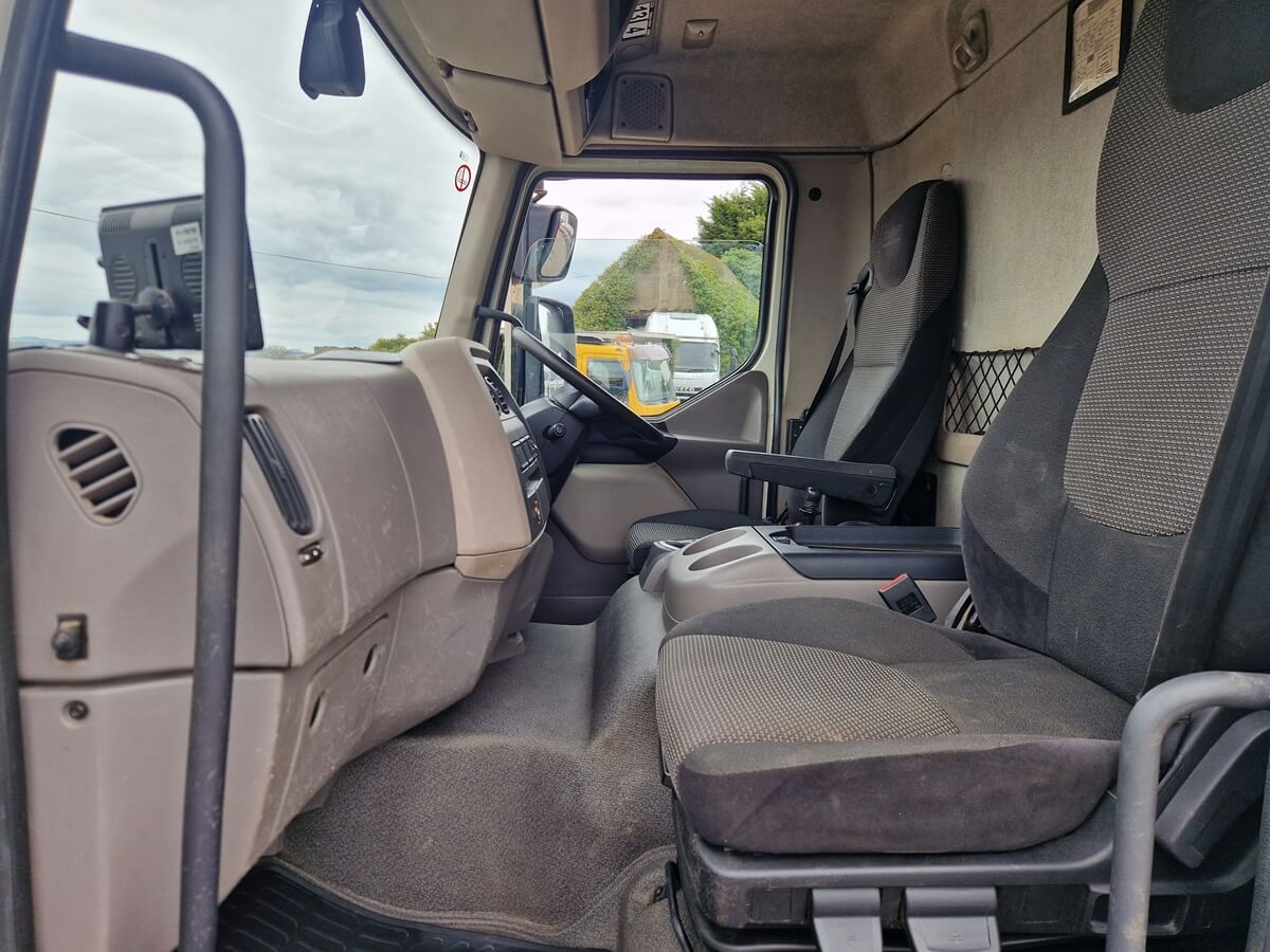 Daf LF 260, 2017/ 67 reg, 28ft Curtainsider Body Truck, Day Cab, Auto, 496000 Kms - Image 16