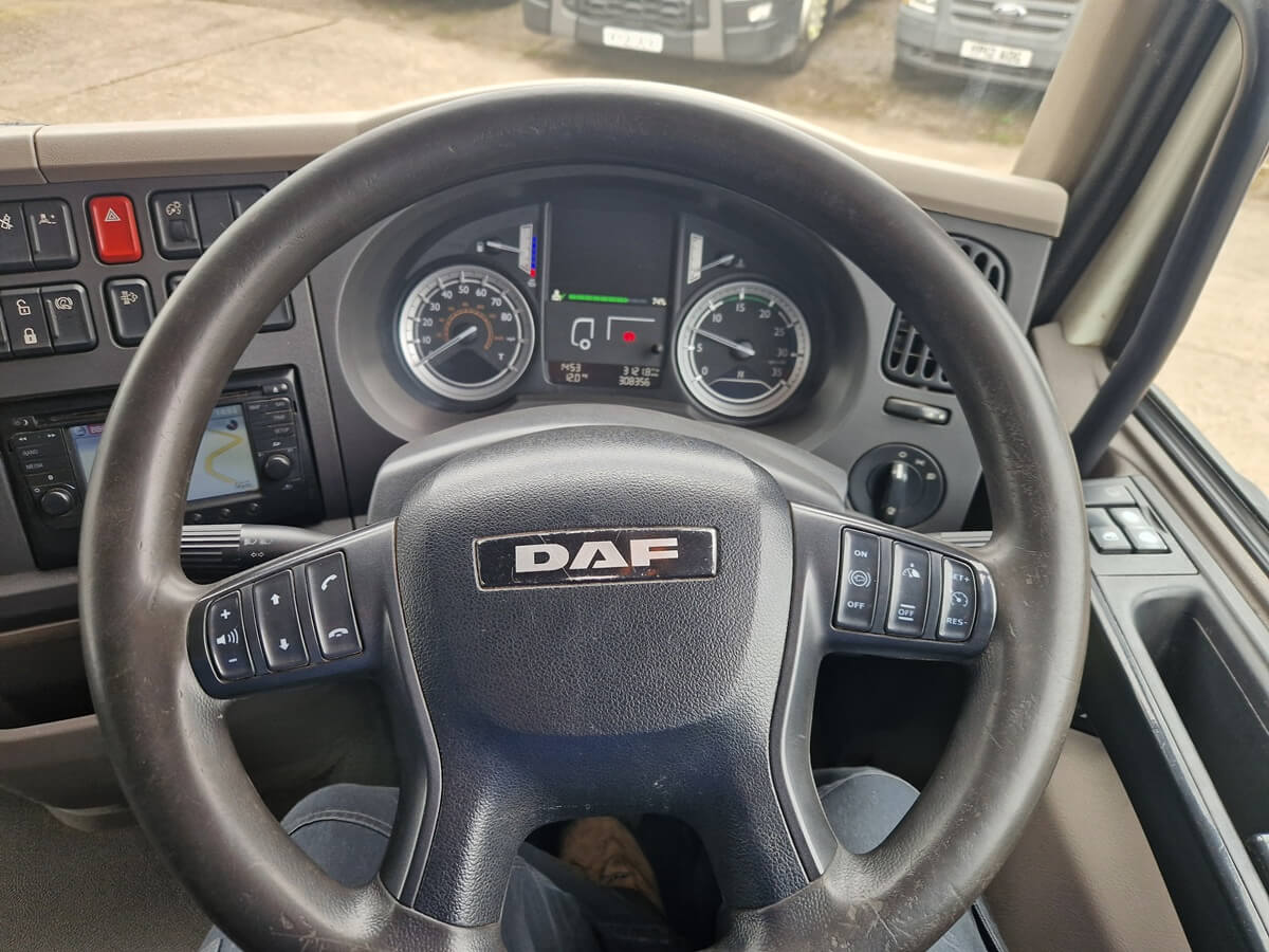 Daf LF 260, 2017/ 67 reg, 28ft Curtainsider Body Truck, Day Cab, Auto, 496000 Kms - Image 23
