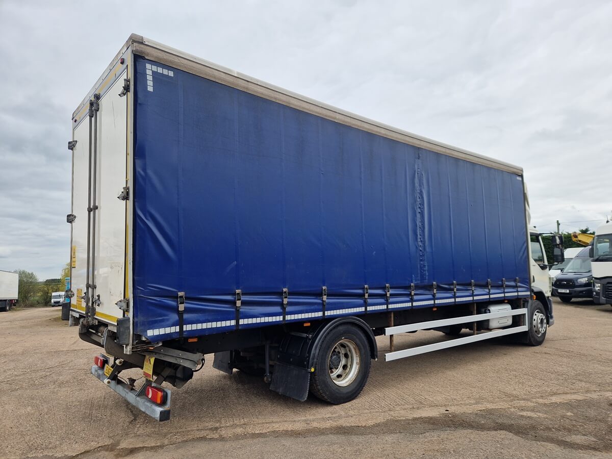 Daf LF 260, 2017/ 67 reg, 28ft Curtainsider Body Truck, Day Cab, Auto, 496000 Kms - Image 8
