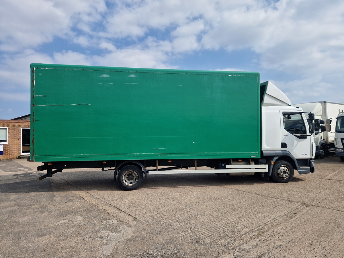 Daf LF 180, 2019/ 69 reg, 22ft Box Body/ Cab Chassis, 7.5 Ton, 466000 Kms, SLEEPER CAB ! - Image 9