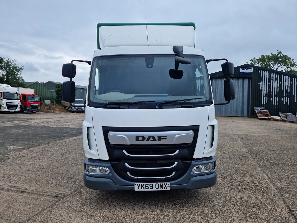 Daf LF 180, 2019/ 69 reg, 22ft Box Body/ Cab Chassis, 7.5 Ton, 466000 Kms, SLEEPER CAB ! - Image 2