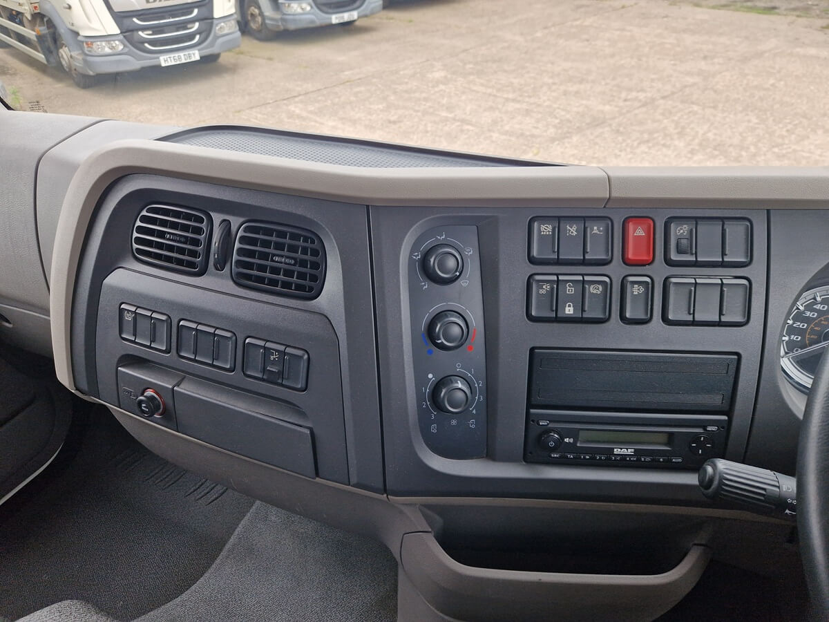 Daf LF 180, 2021, 20ft Curtainsider Truck, 7.5 Ton, 304000 Kms, June 27 MOT - Image 20