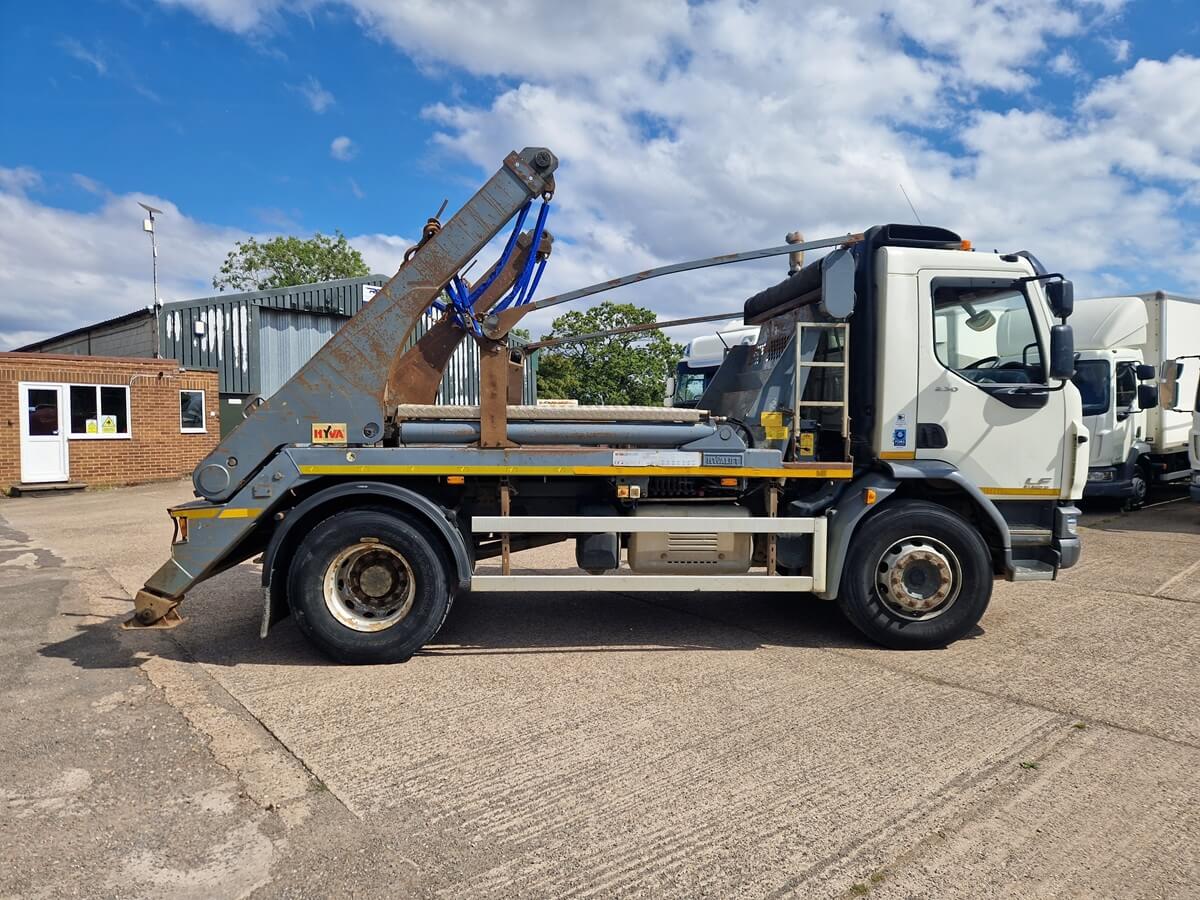 DAF LF 230, 2017/ 67 reg, Skip Loader, 12 Months MOT, Manual - Image 8