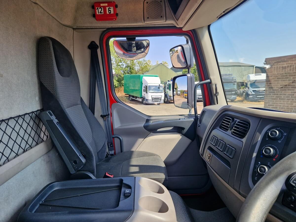 Daf LF 250, 2015, 27ft Box Body, Cantilever Tail Lift,12 Months MOT, 305000 kms - Image 12