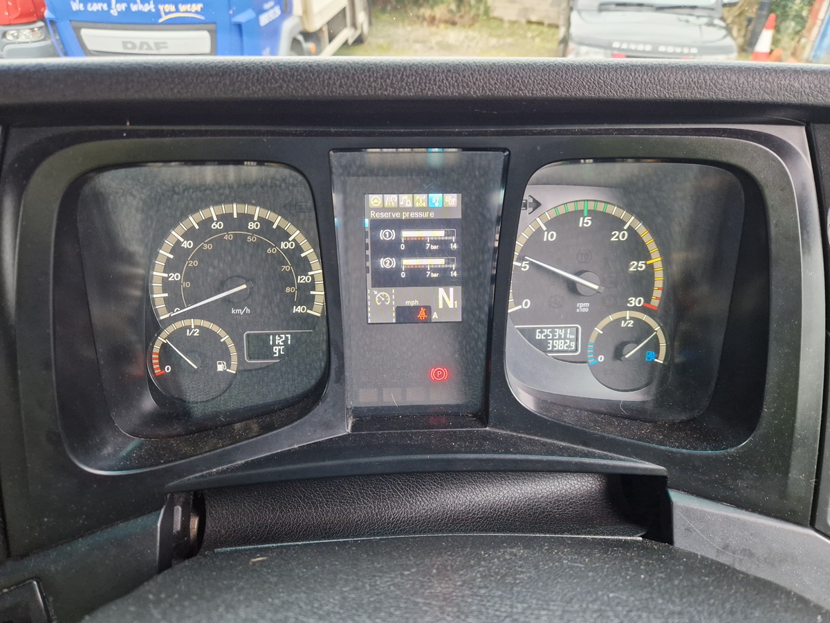 Mercedes Benz Antos 18 24, 2019, 30ft Box Body, Canterlever Taillift - Image 19